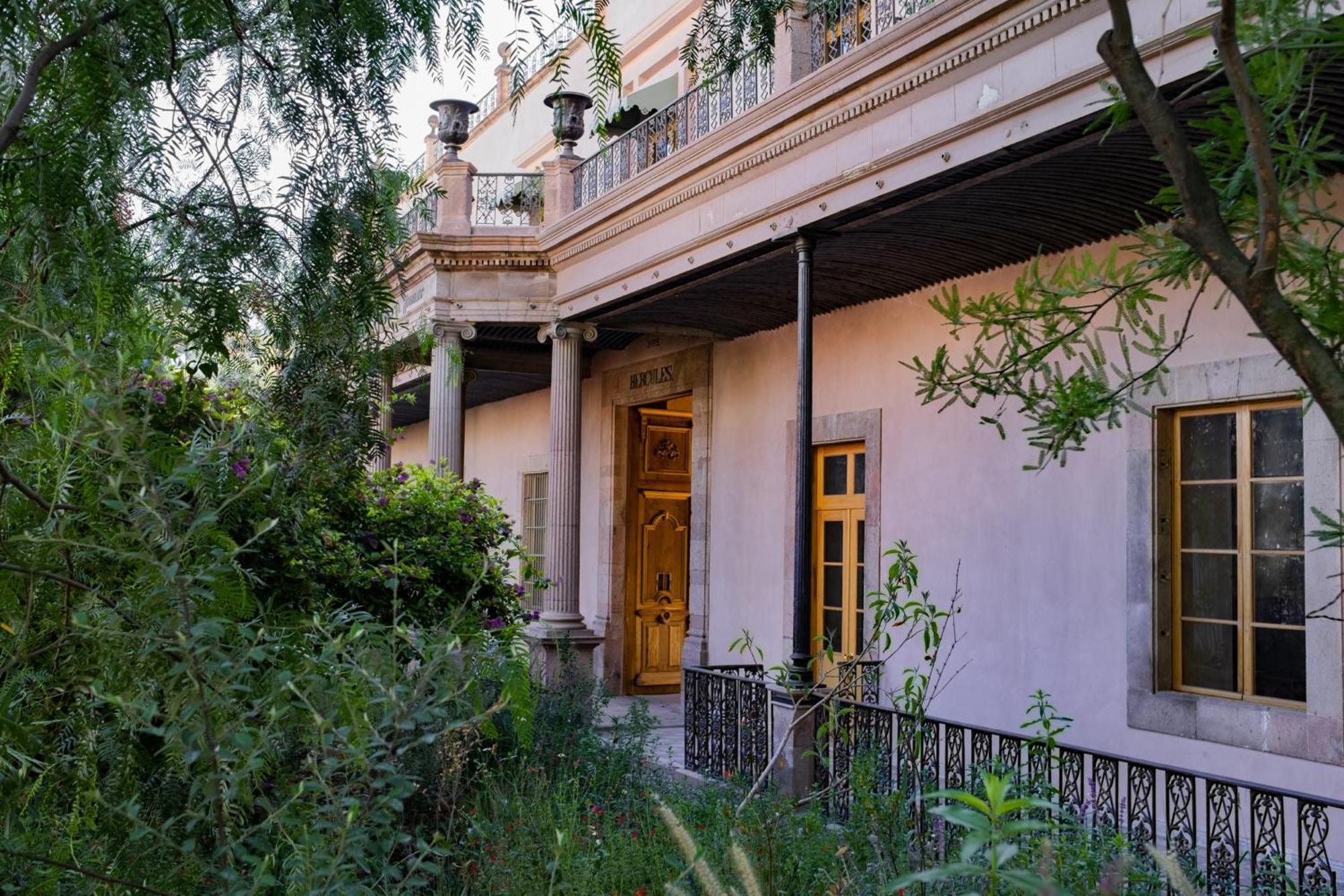 Hotel Hercules Queretaro Exterior photo